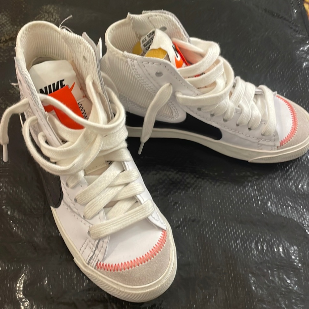 Nike sport boots